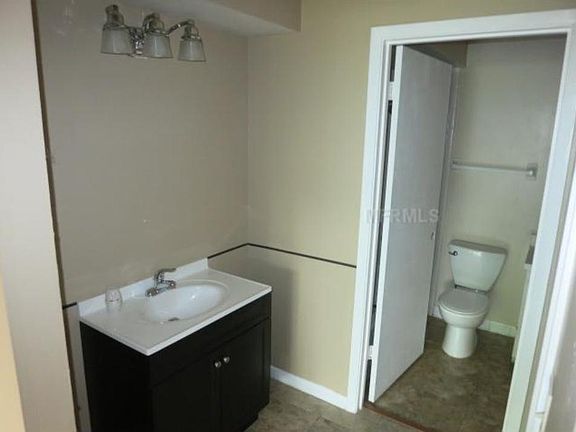 3rd image of 2523 Windward Way