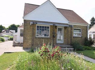 3347 N 77th St, Milwaukee, WI 53222