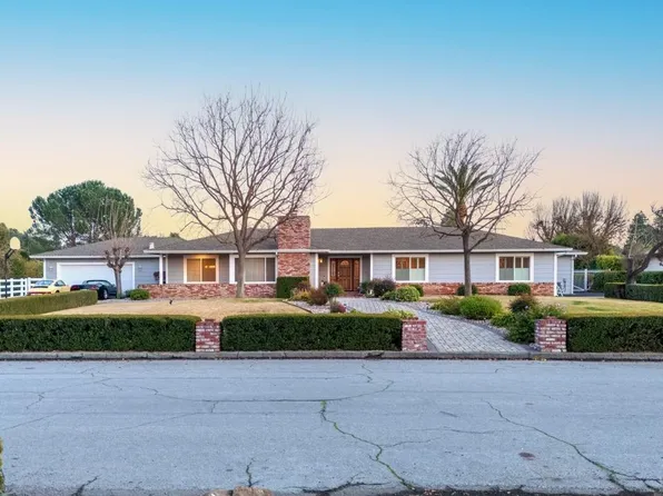 700 Count Fleet Ct, Morgan Hill, CA 95037