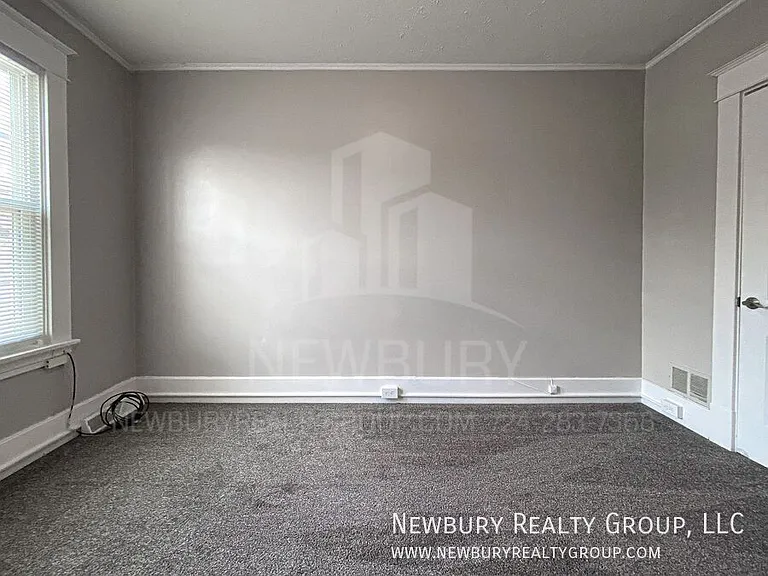 313 Wilson Ave — Photo 35