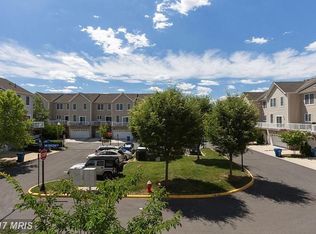 42802 San Sebastian Ter, Chantilly, VA 20152