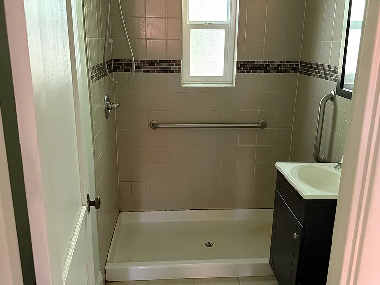 1431 Jasmine St #1431 — Photo 3