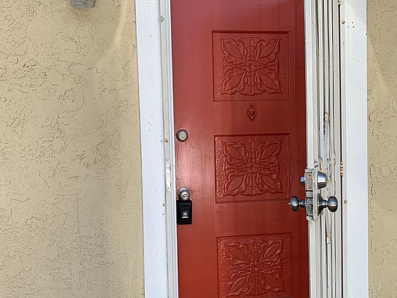 5th image of 8220 N 34TH Avenue