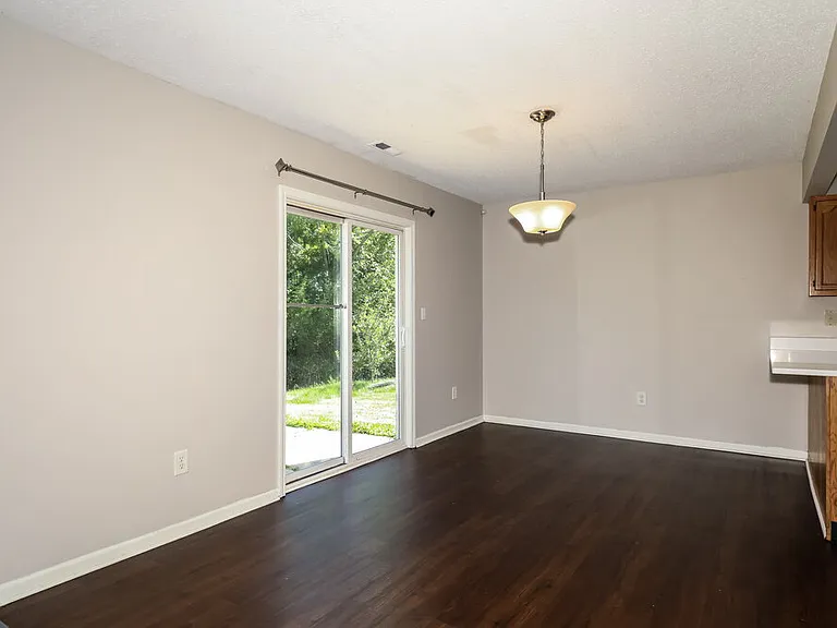 5904 Minden Dr — Photo 7
