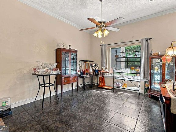 5th image of 714 Altamaha Rd
