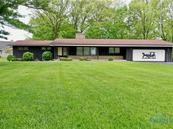 230 Orchard Ln, Upper Sandusky, OH 43351