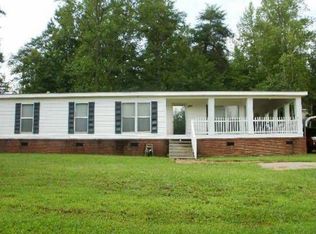 422 Dacusville Rd, Marietta, SC 29661