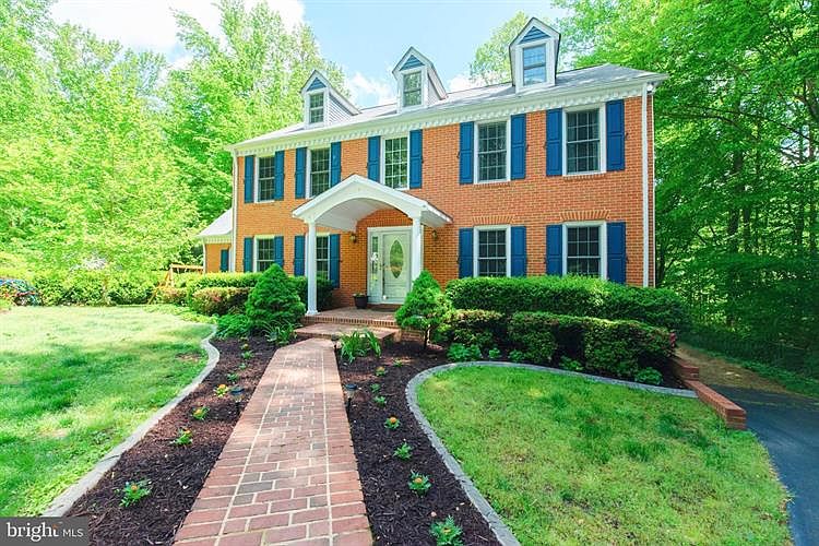 1st image of 8001 Beau Ct