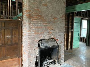 332 E 1st South St, Carlinville, IL