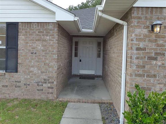 2nd image of 10461 Millbrook Dr