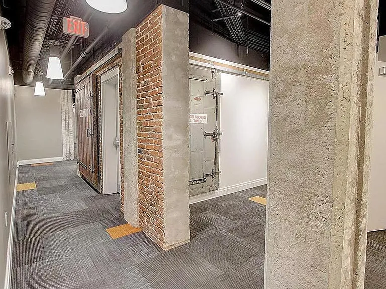 41 W Lemon St #207 — Photo 21