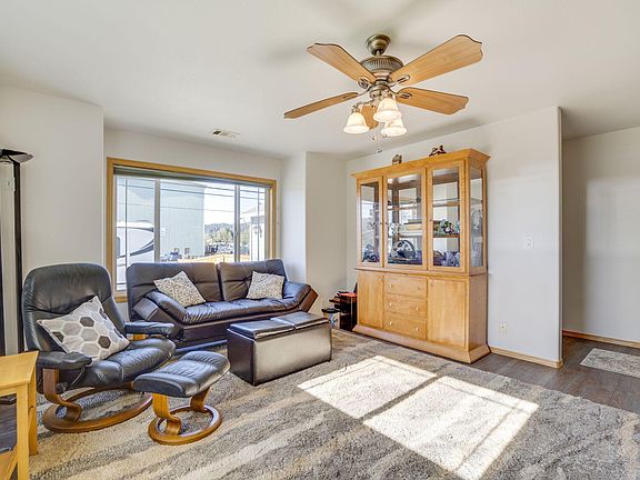 5th image of 2319 Glendale Dr