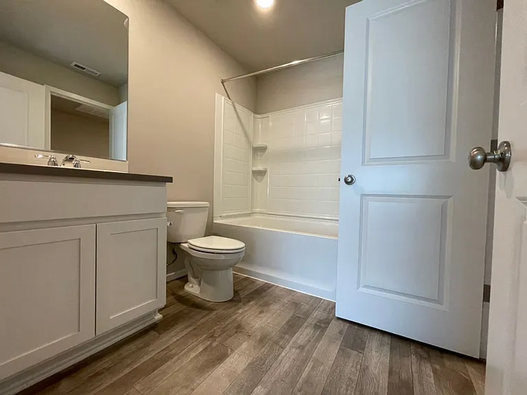 15668 NW Linder St — Photo 23