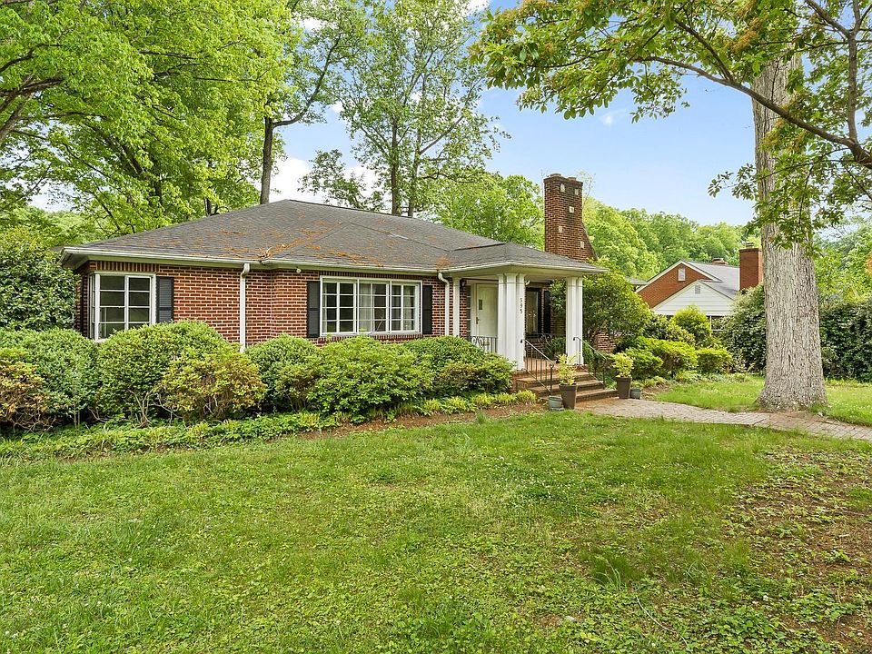 1st image of 395 Forest Ave