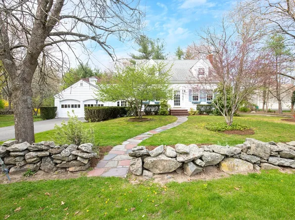 170 Fruit St, Mansfield, MA 02048