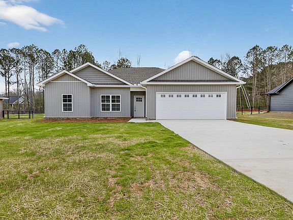 2nd image of 256 Deerfield Cir