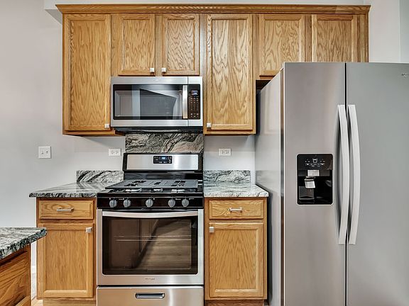 5th image of 914 Kings Canyon Dr #4