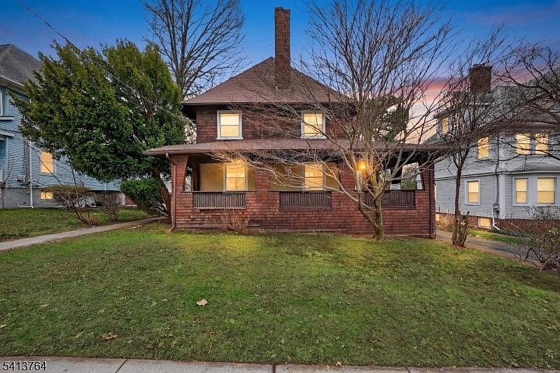 1st image of 458 Fairview Ave