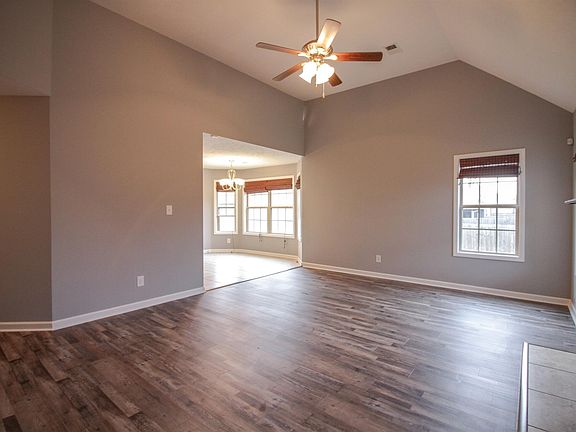 4th image of 2292 Killington Dr