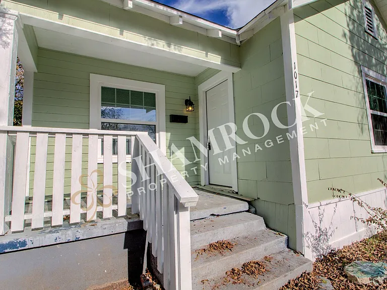 1017 N 31st St — Photo 3