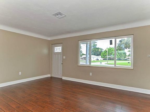 3rd image of 5001 60th St N