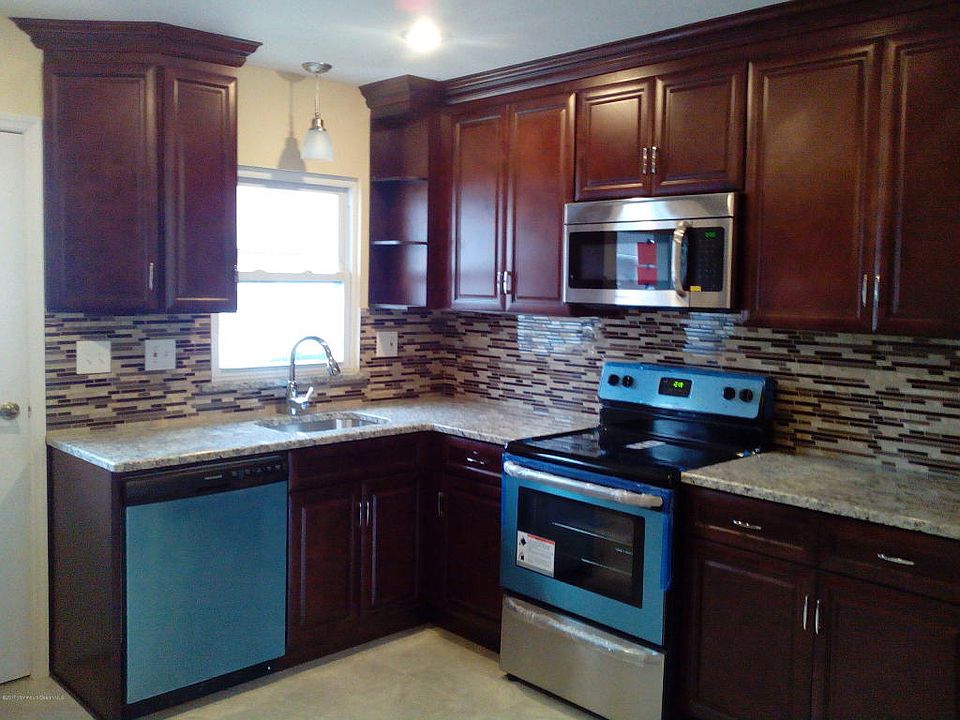 1st image of 390B Picardy Ct #100B