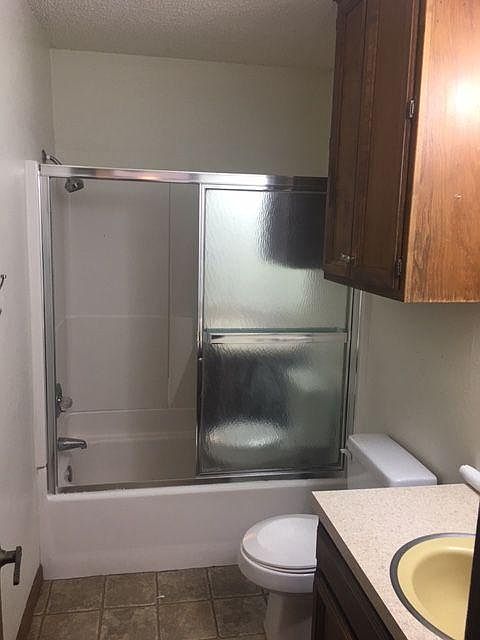 2nd image of 2116 Gladstone St APT C