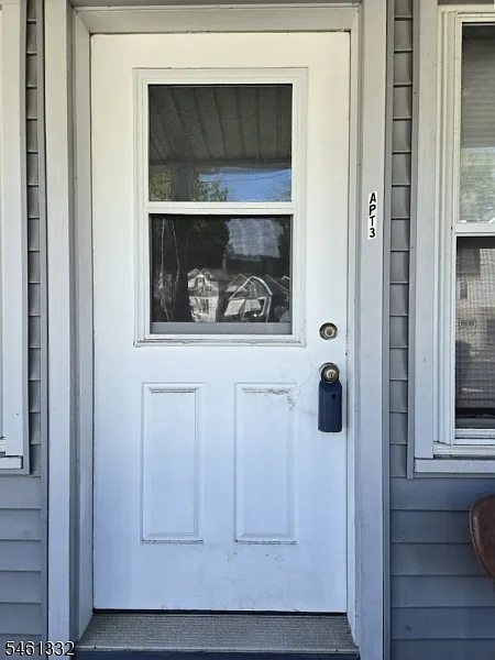 1 bed, 1.0 bath, $1,100 — Photo 2