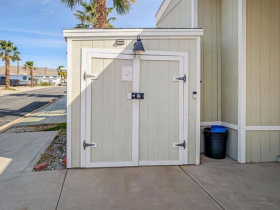 4th image of 70200 Dillon Rd #657