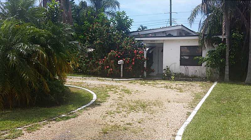 1st image of 2630 NE 19th St
