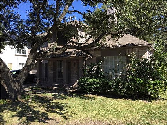 2nd image of 2800 Little Elm Trl