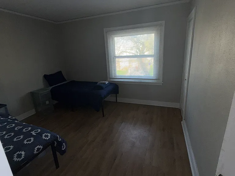 15757 Stansbury St — Photo 1