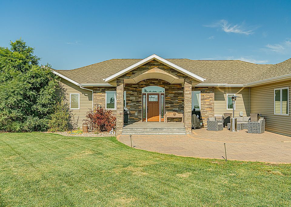 7079 Highway 8, Mott, ND 58646 | Zillow