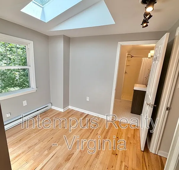 7104 Triad Way — Photo 12