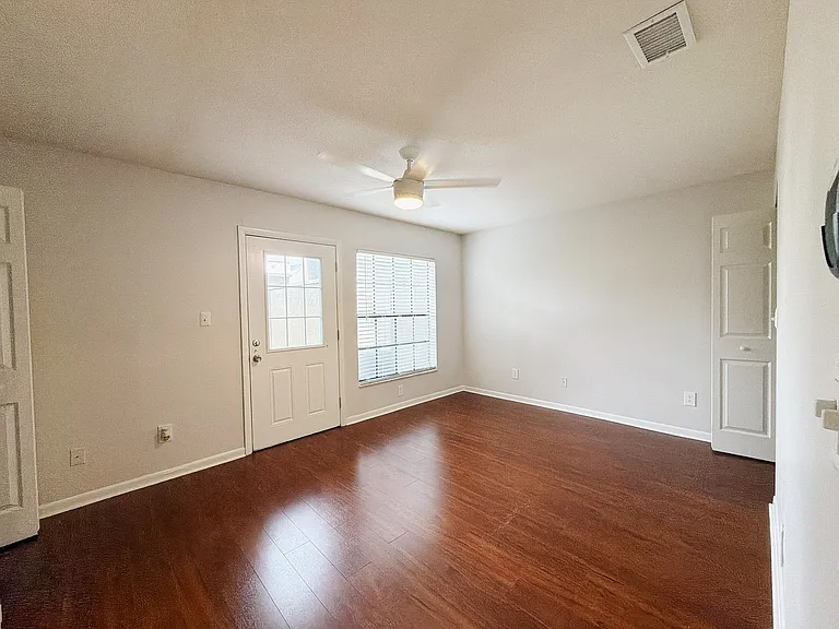 208 S Habana Ave #208B — Photo 17