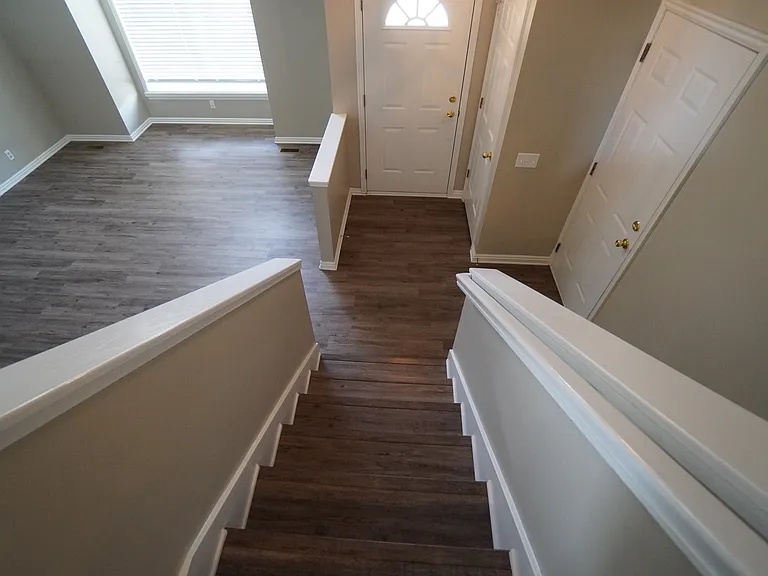 324 E 1100 N — Photo 23