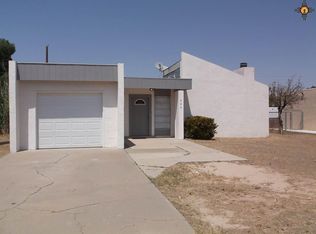 404 Russell St, Carlsbad, NM 88220
