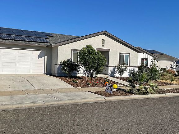 2nd image of 53 Titanio Ct