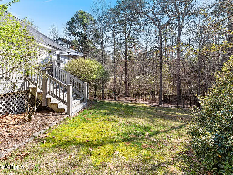 2 Lenoir Ct — Photo 31