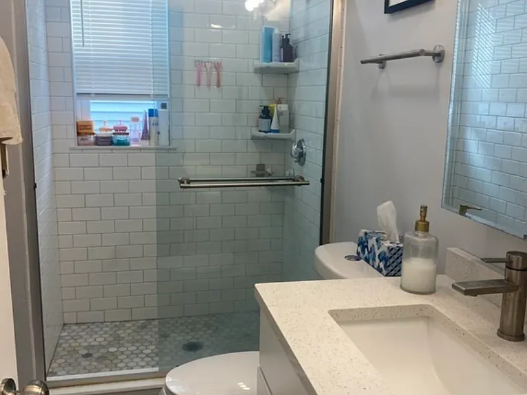 42 Moseley St #2 — Photo 5