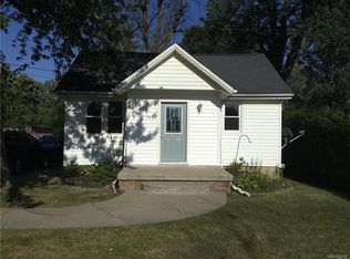 7173 Ward Rd, North Tonawanda, NY 14120