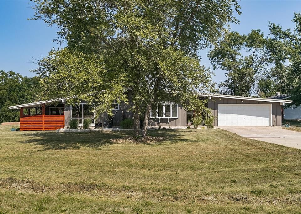 3585 Midway Rd, Toddville, IA 52341 Zillow
