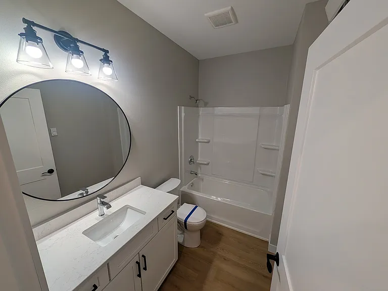 1 N Minnesota St #202 — Photo 12