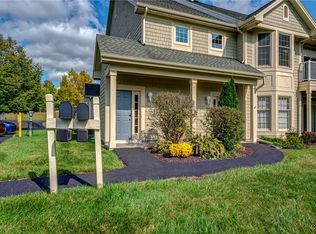 2305 Greymoor Way, Baldwinsville, NY 13027
