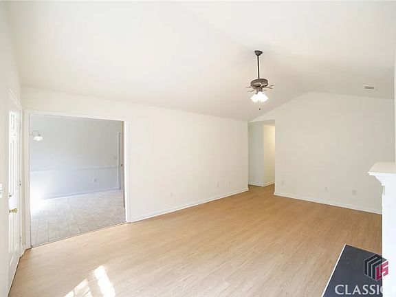 5th image of 280 Birch Valley Dr