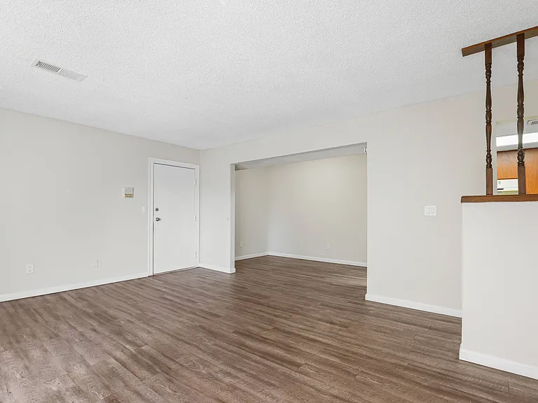 Pinon Place Apartments — Photo 23