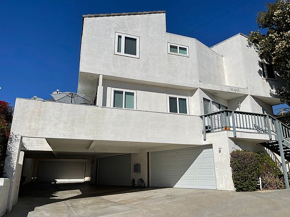 3rd image of 210 W Escalones #C
