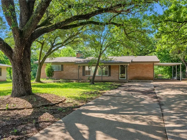 711 Esther Blvd, Bryan, TX 77802