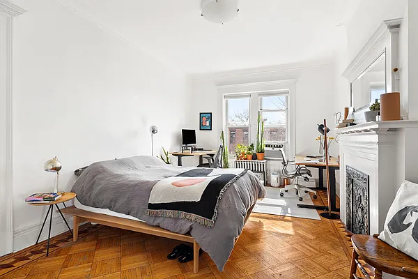 Sold by Compass | media 21