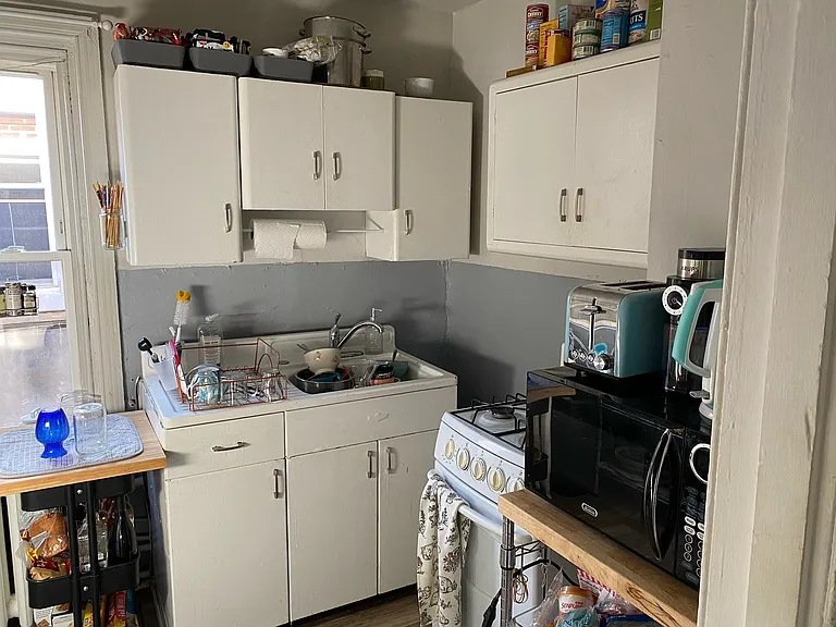 2723 Brown St #3 — Photo 5